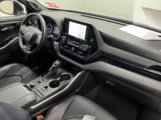 used 2021 Toyota Highlander car, priced at $33,788