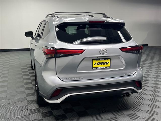 used 2021 Toyota Highlander car, priced at $33,788