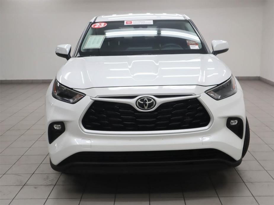 used 2023 Toyota Highlander car, priced at $33,388