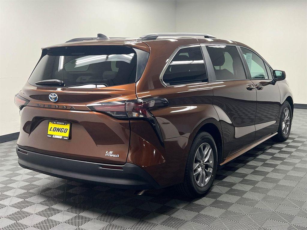 used 2024 Toyota Sienna car, priced at $38,788