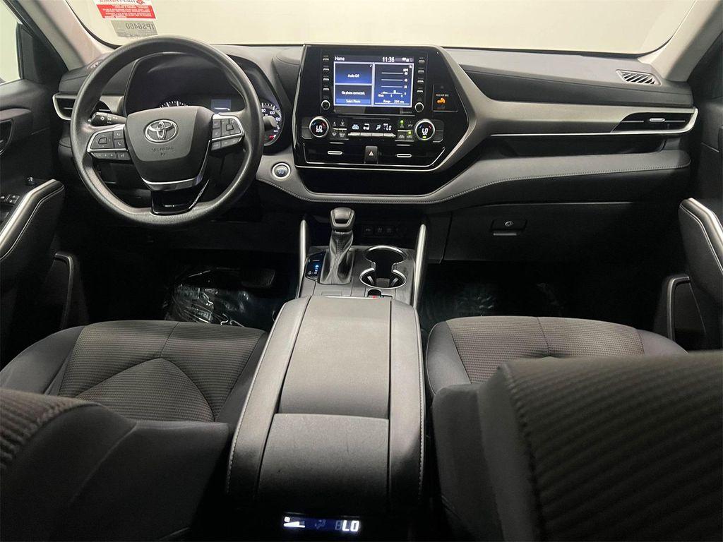 used 2021 Toyota Highlander car, priced at $29,995