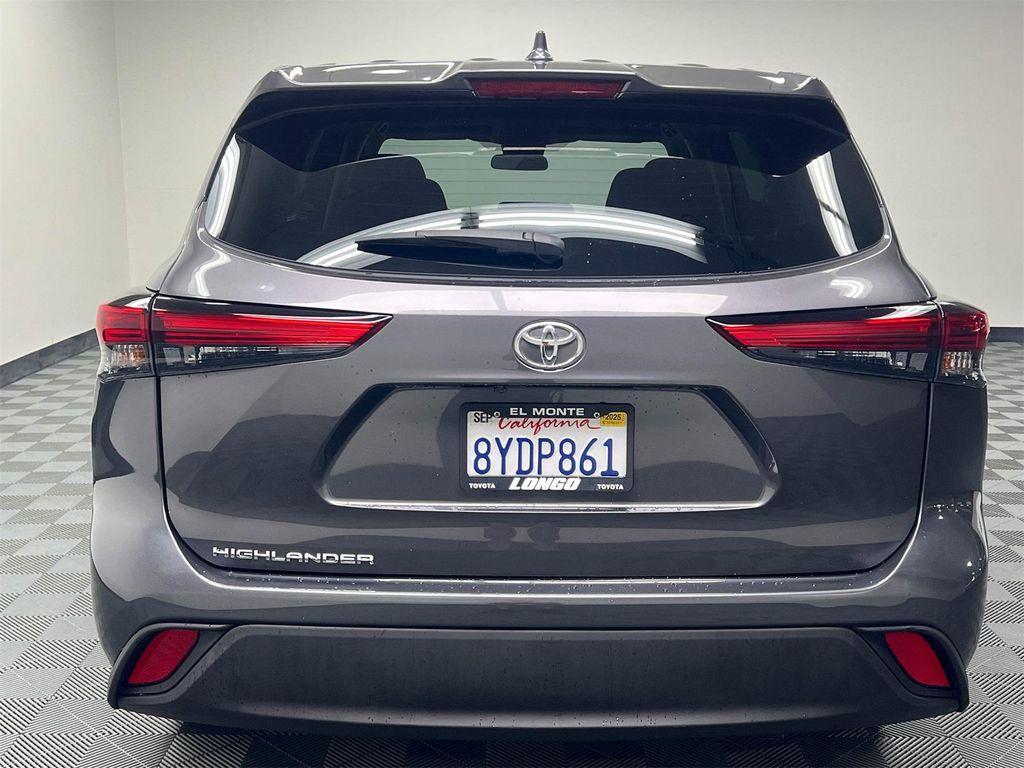 used 2021 Toyota Highlander car, priced at $29,995