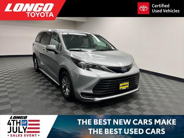 used 2024 Toyota Sienna car, priced at $39,888