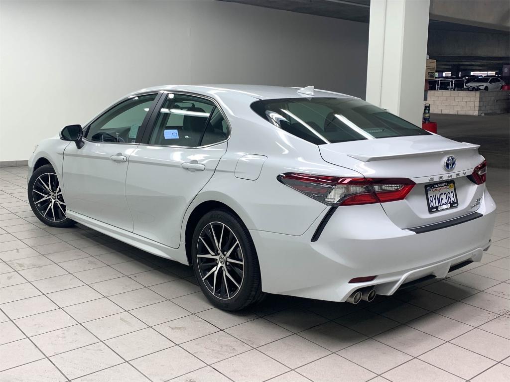 used 2022 Toyota Camry Hybrid car, priced at $28,788