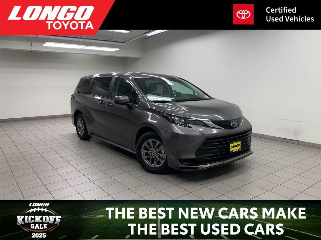 used 2024 Toyota Sienna car, priced at $43,488