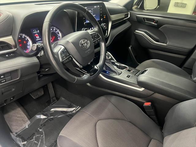 used 2021 Toyota Highlander car, priced at $28,688