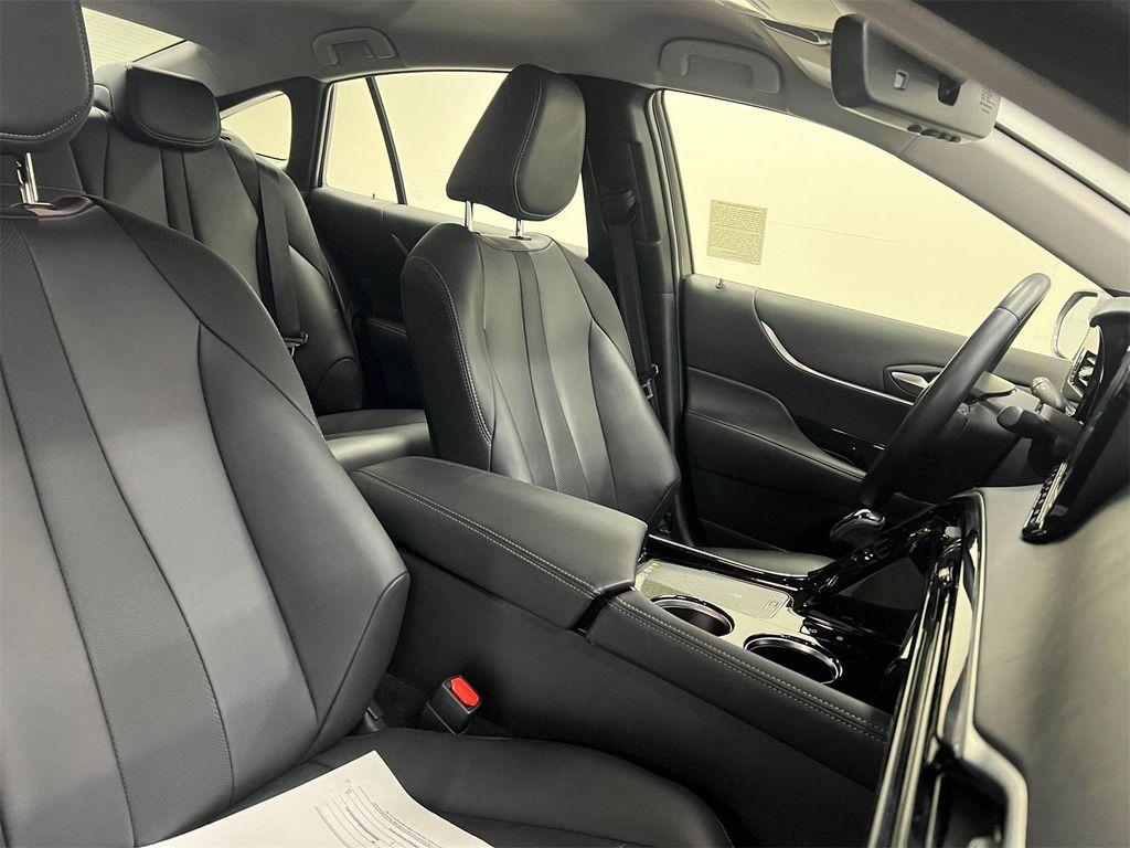 used 2022 Toyota Mirai car, priced at $12,788