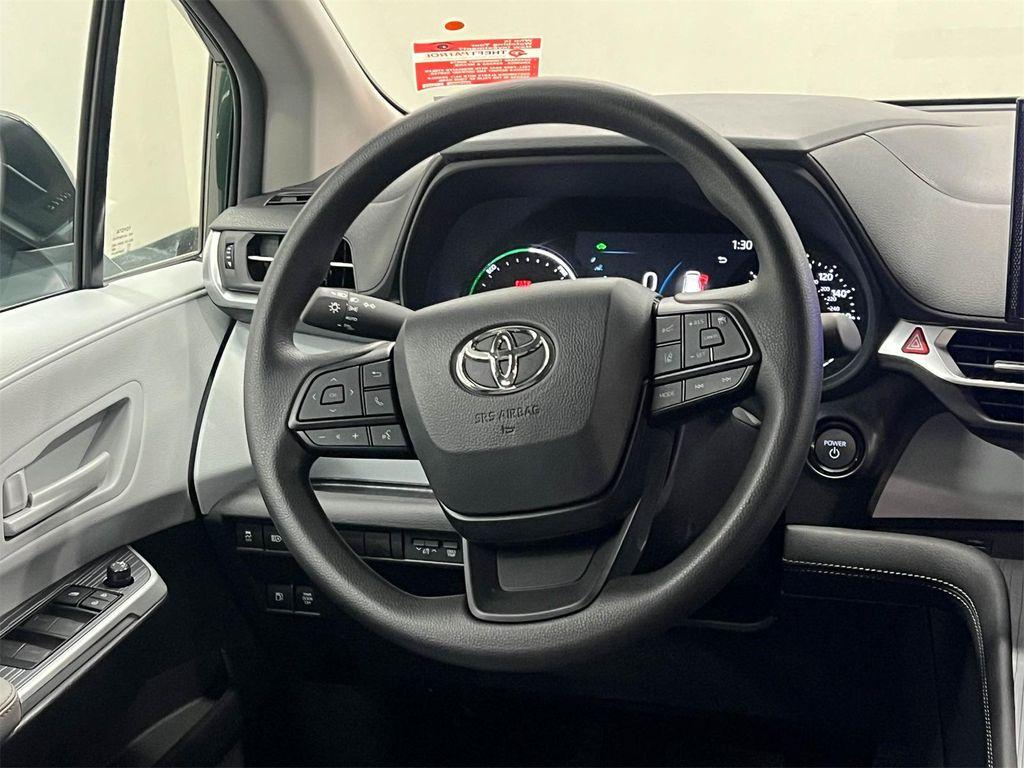 used 2025 Toyota Sienna car, priced at $45,996