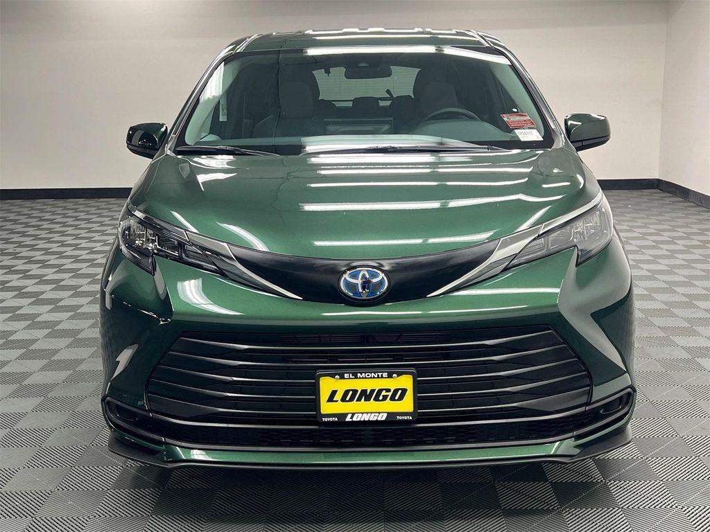 used 2025 Toyota Sienna car, priced at $45,996