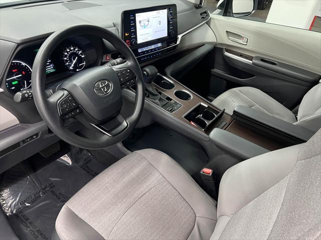 used 2024 Toyota Sienna car, priced at $40,988