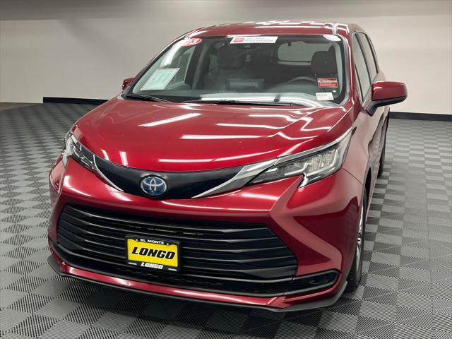 used 2023 Toyota Sienna car, priced at $41,188
