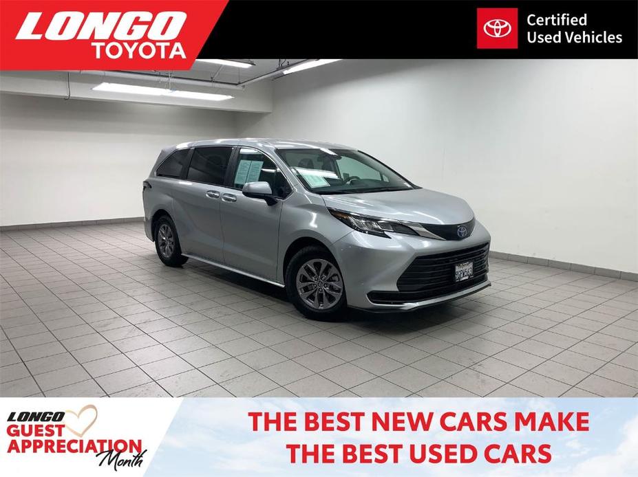 used 2023 Toyota Sienna car, priced at $41,488