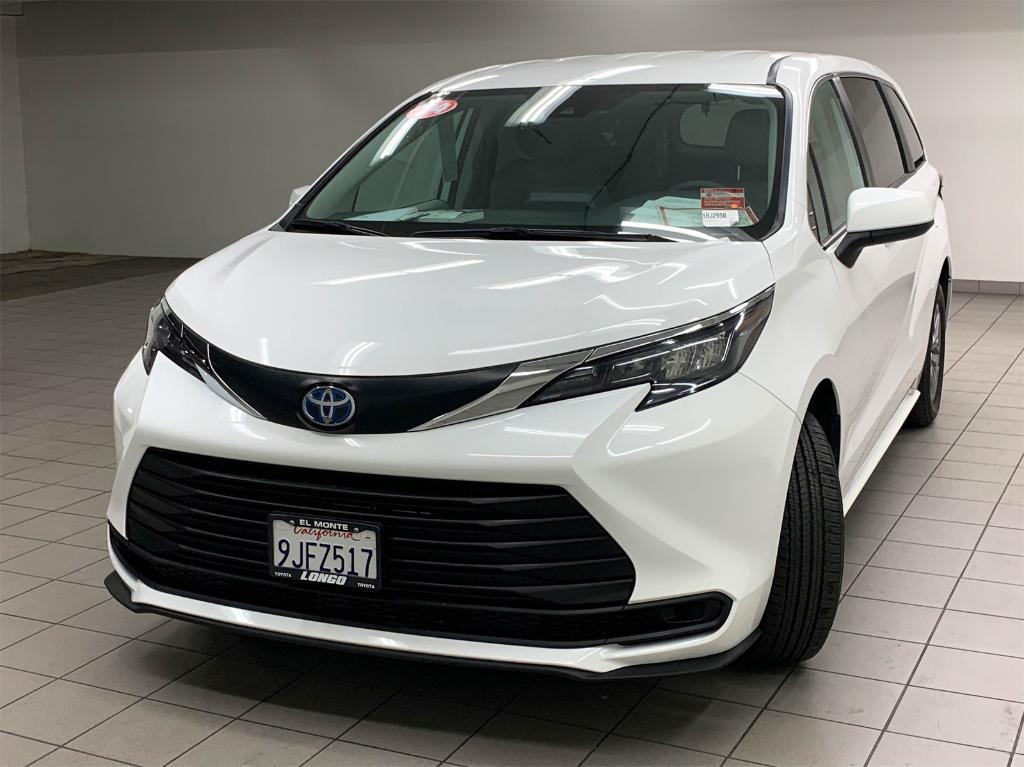 used 2024 Toyota Sienna car, priced at $41,988