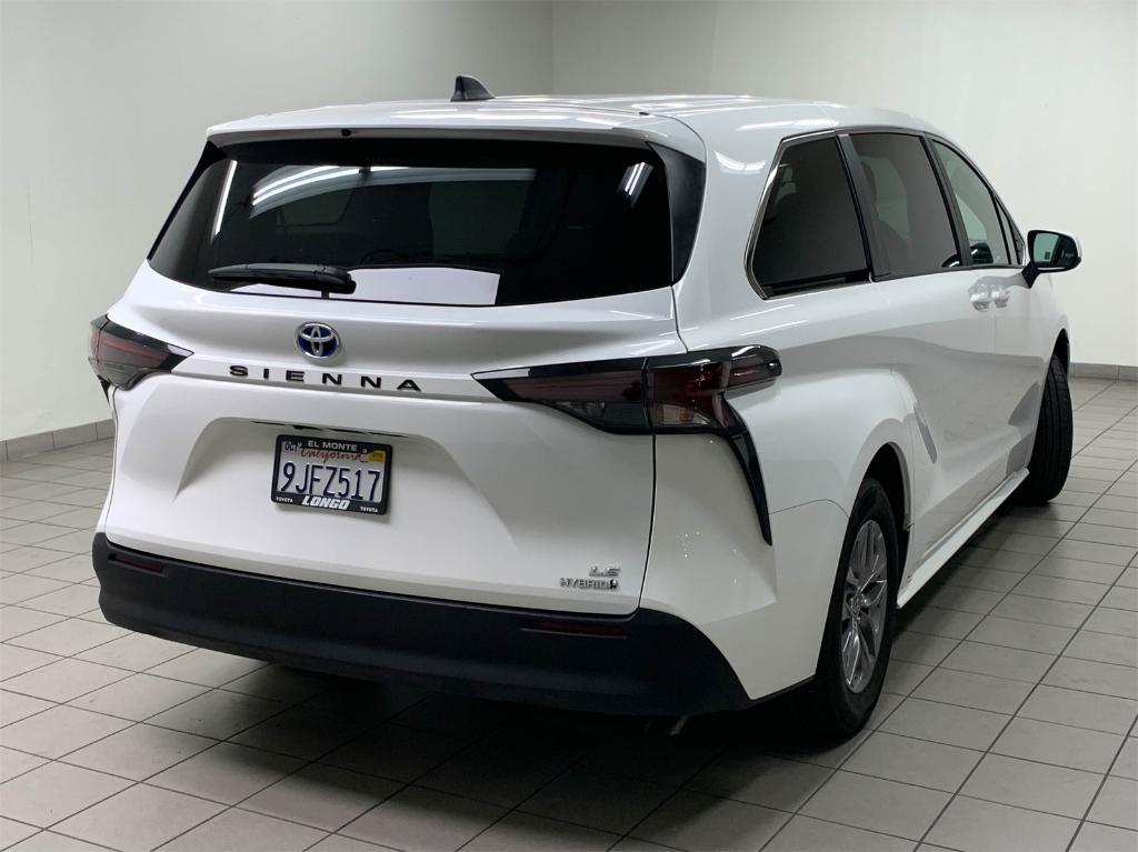 used 2024 Toyota Sienna car, priced at $41,988