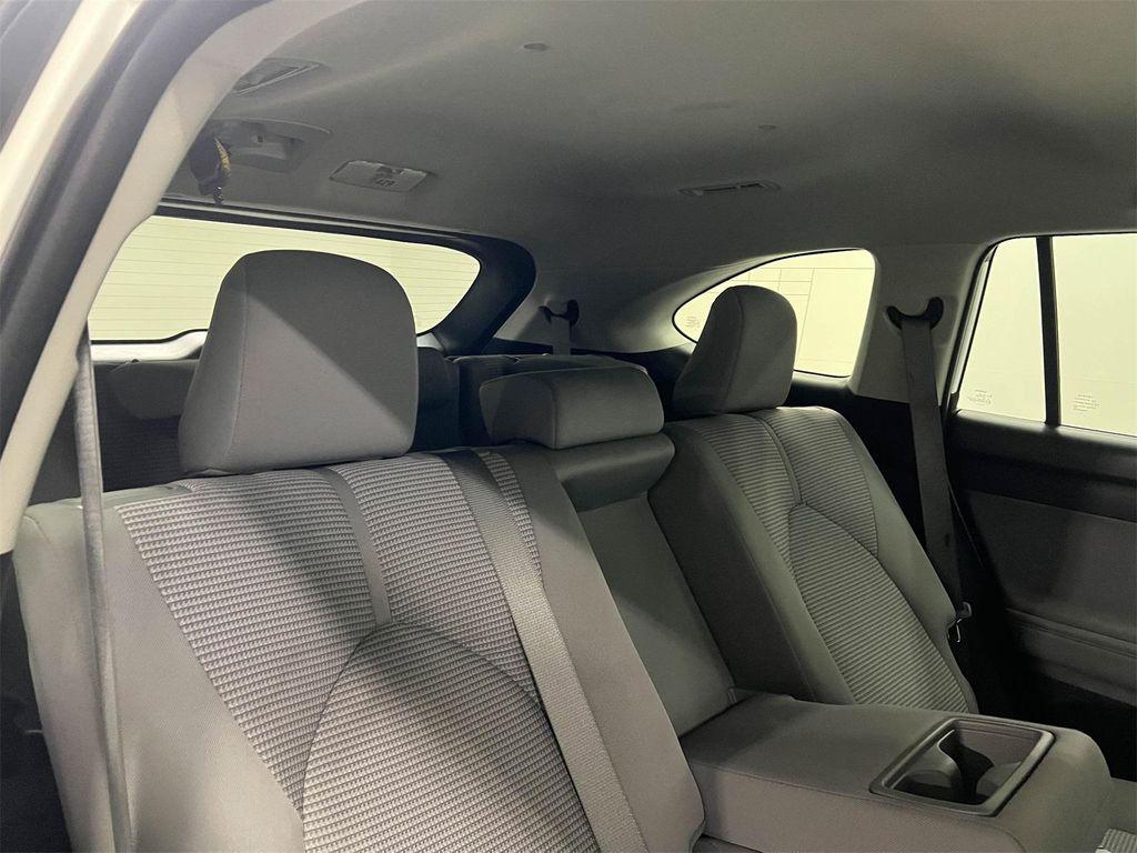 used 2022 Toyota Highlander car, priced at $32,988