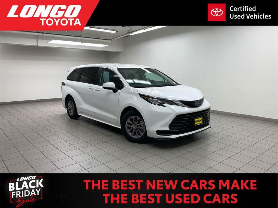 used 2023 Toyota Sienna car, priced at $41,188