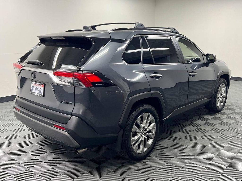 used 2020 Toyota RAV4 car, priced at $21,488