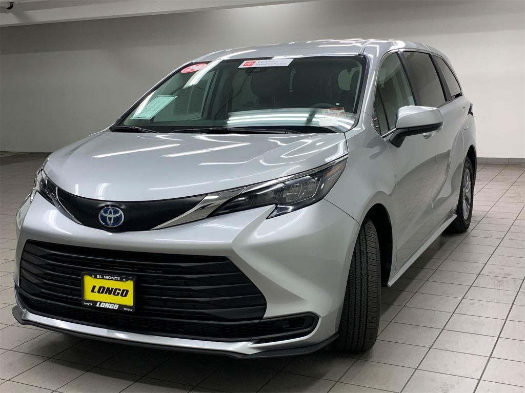 used 2024 Toyota Sienna car, priced at $43,688