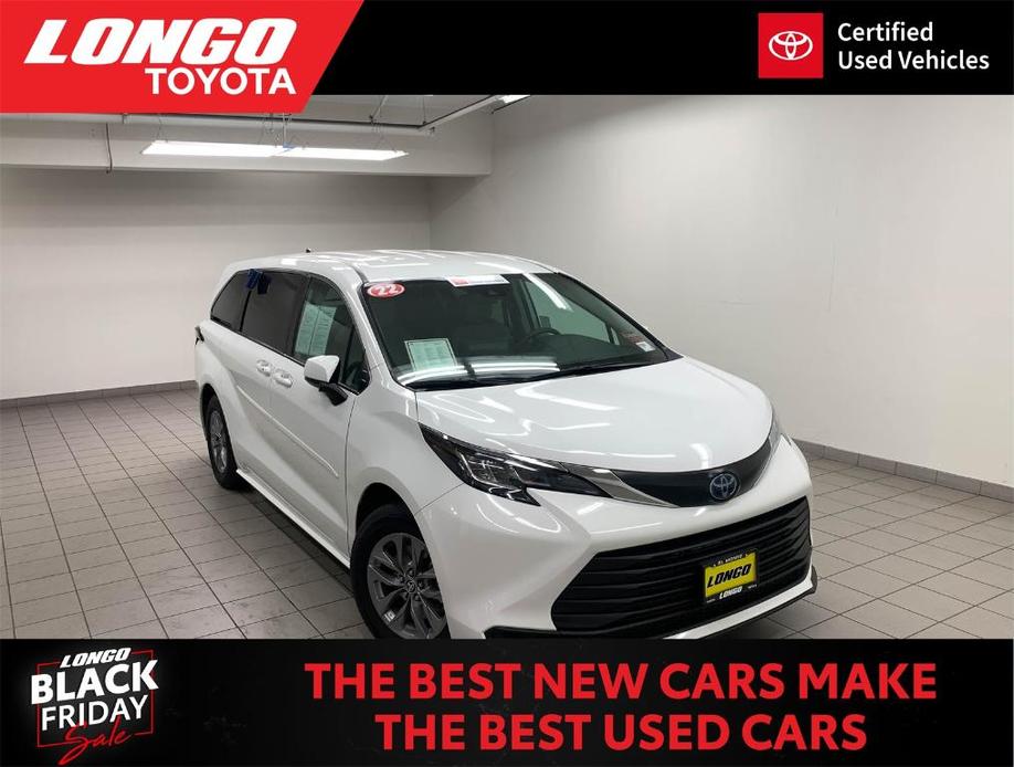 used 2022 Toyota Sienna car, priced at $41,288