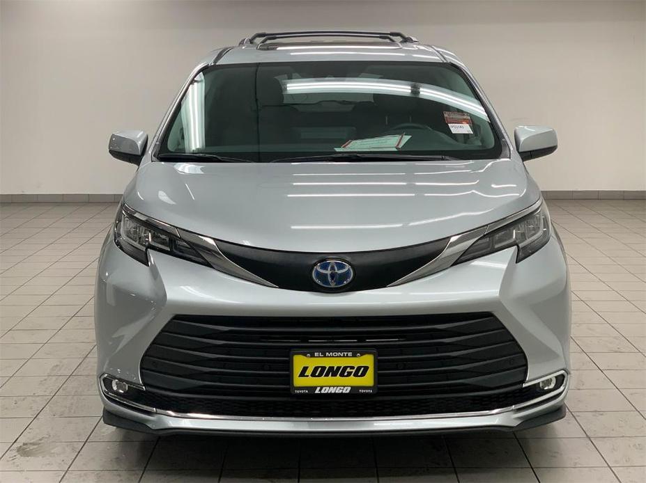 used 2021 Toyota Sienna car, priced at $39,088