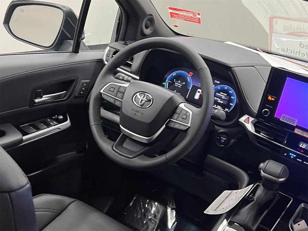 used 2025 Toyota Sienna car, priced at $59,788