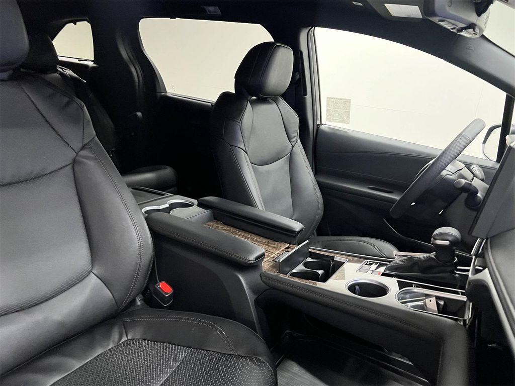 used 2025 Toyota Sienna car, priced at $59,788