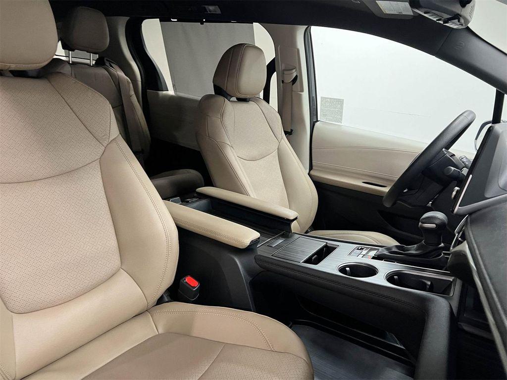 used 2024 Toyota Sienna car, priced at $48,888