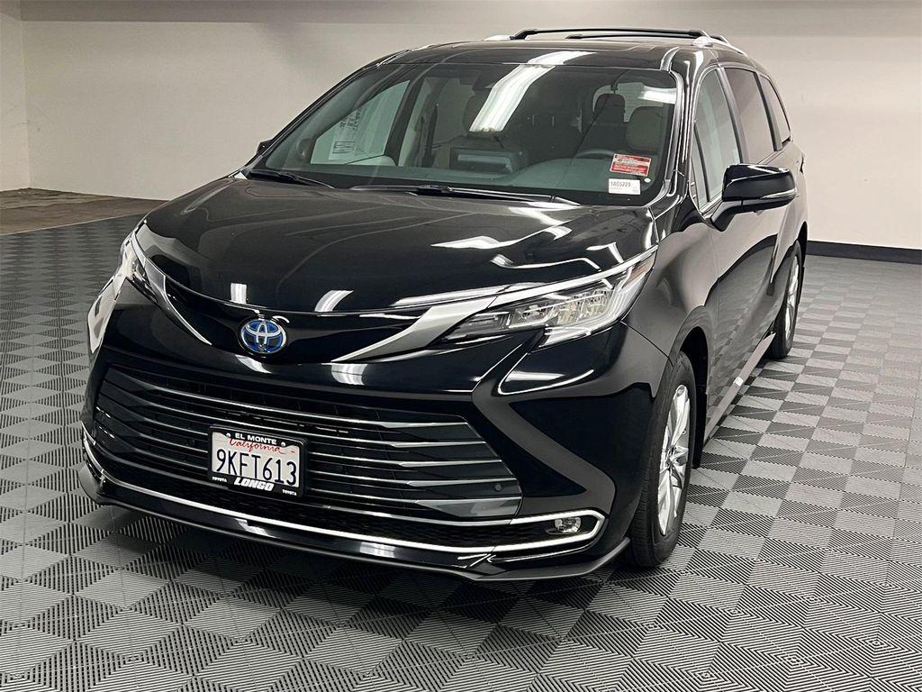 used 2024 Toyota Sienna car, priced at $48,888