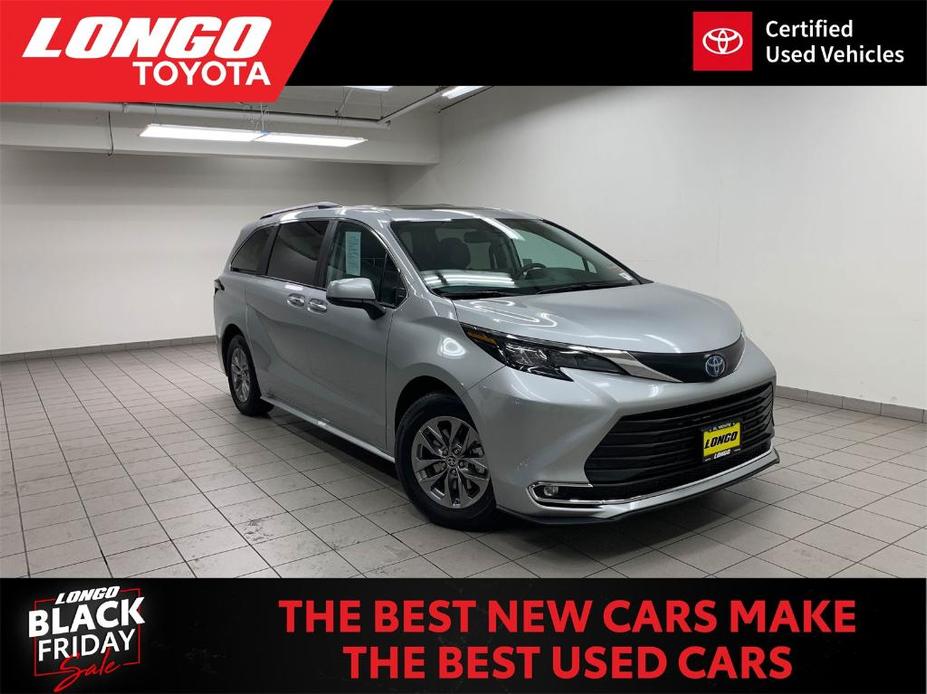 used 2024 Toyota Sienna car, priced at $49,288