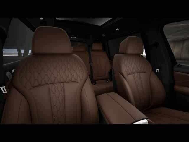 new 2025 BMW X7 car, priced at $111,455