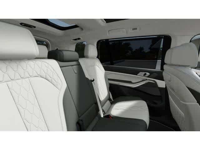 new 2026 BMW X7 car, priced at $108,415