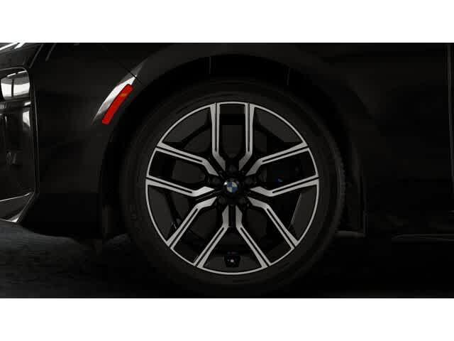 new 2025 BMW 760 car, priced at $132,845