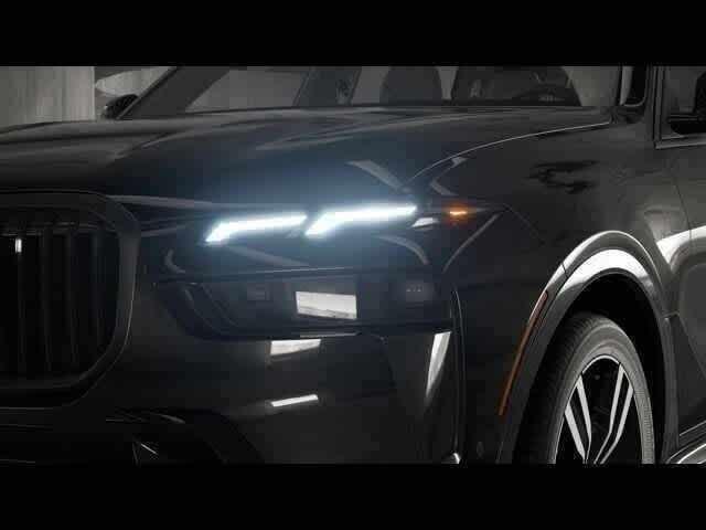 new 2025 BMW X7 car, priced at $95,895