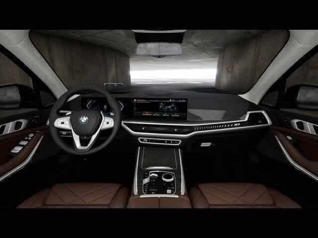 new 2025 BMW X7 car, priced at $86,925