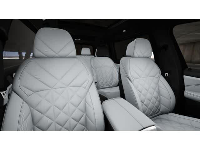 new 2026 BMW X7 car, priced at $99,565