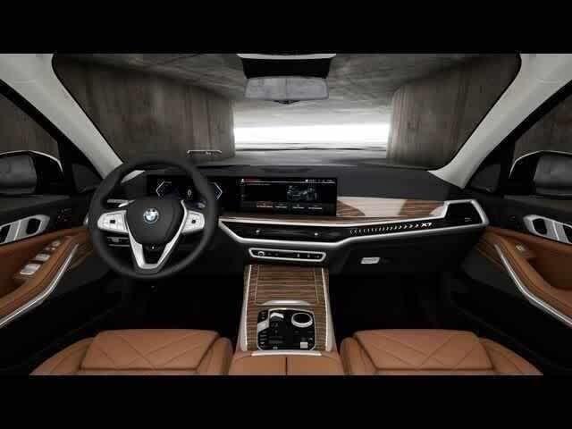 new 2025 BMW X7 car, priced at $90,175