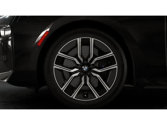 new 2025 BMW 760 car, priced at $127,925
