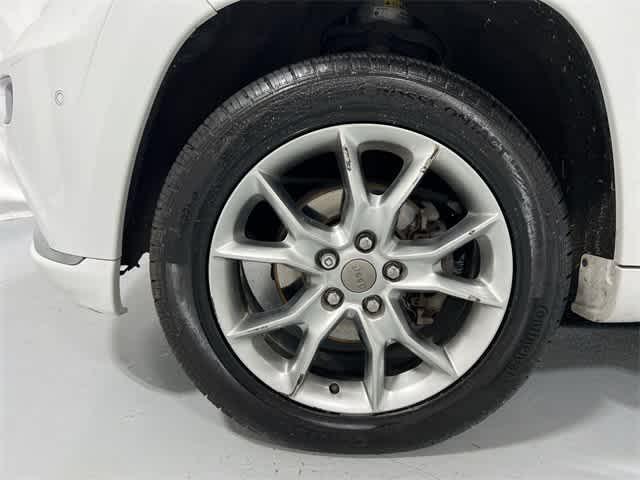 used 2015 Jeep Grand Cherokee car, priced at $12,998