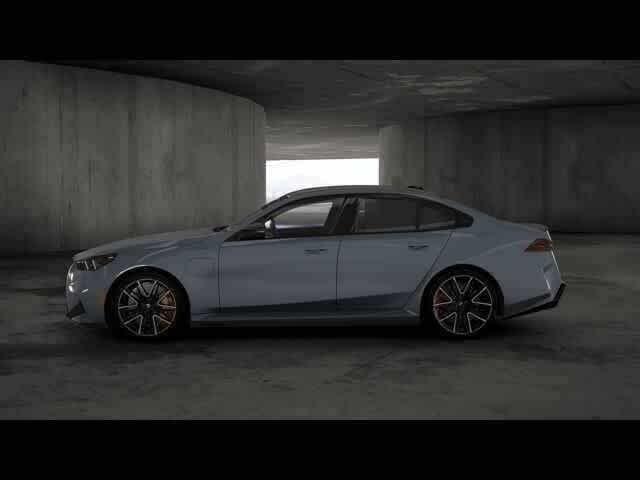 new 2025 BMW M5 car