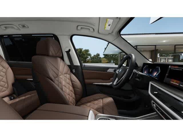 new 2026 BMW X7 car, priced at $91,925