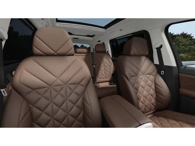 new 2026 BMW X7 car, priced at $91,925
