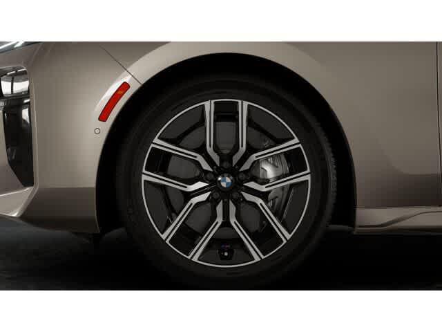 new 2025 BMW 760 car, priced at $132,245