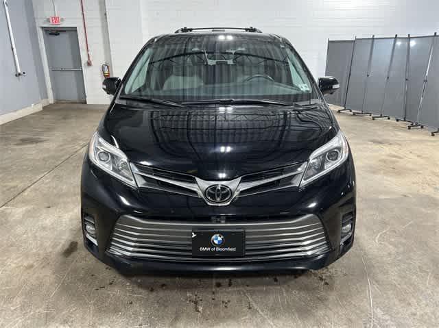 used 2020 Toyota Sienna car, priced at $26,900