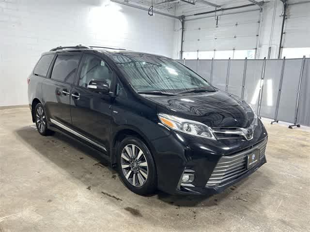 used 2020 Toyota Sienna car, priced at $26,900