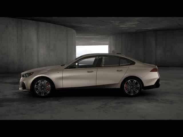 new 2025 BMW 540 car, priced at $78,075