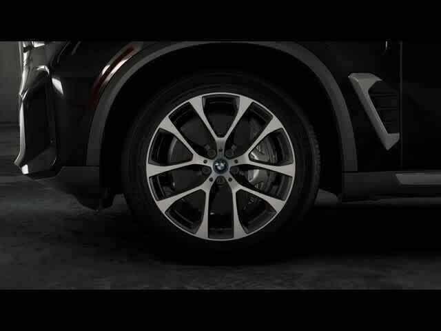 new 2025 BMW X5 PHEV car, priced at $76,045