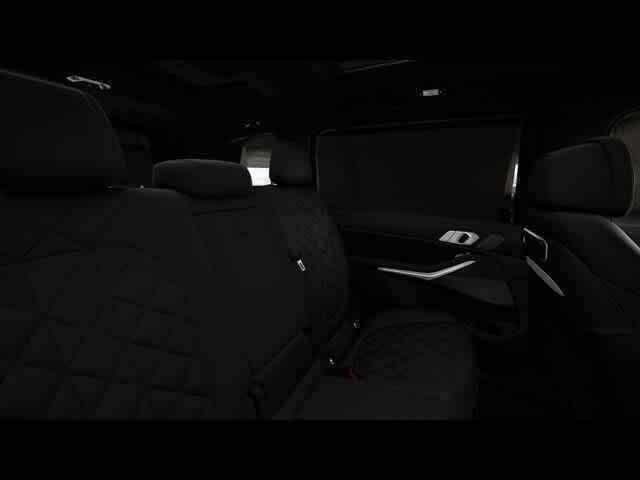 new 2025 BMW X7 car, priced at $94,060