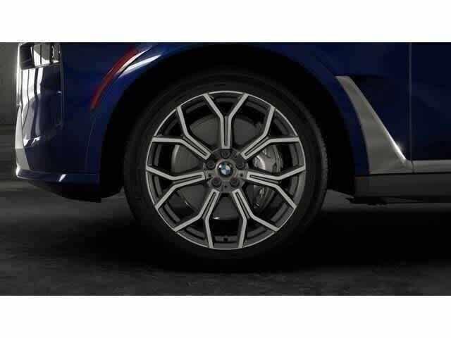 new 2025 BMW X7 car, priced at $97,795