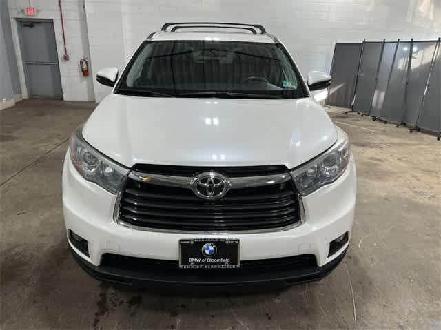 used 2016 Toyota Highlander car, priced at $17,799