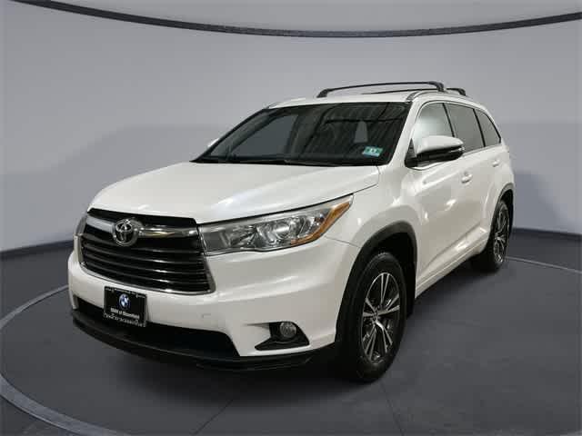 used 2016 Toyota Highlander car, priced at $17,799